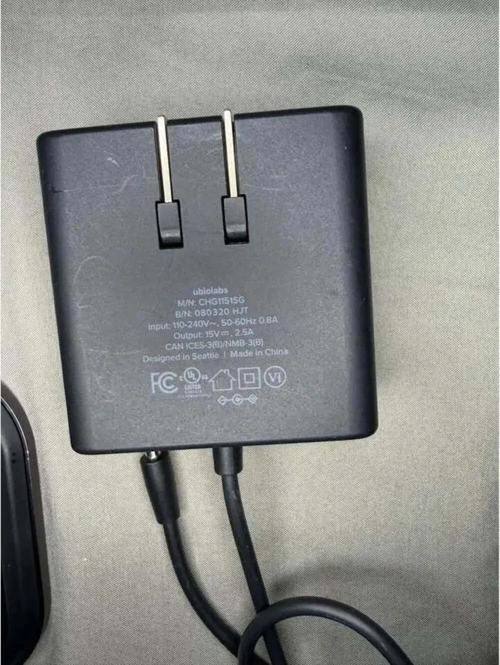 Ubio Labs AWC1092 Wireless Charging Pad with Wall Adapter